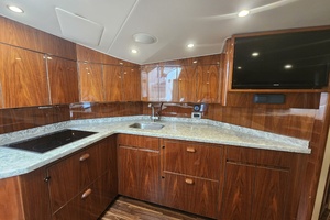 SEA SUITE