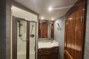 SEA SUITE