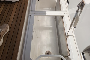 SEA SUITE