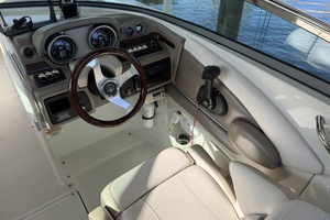29ft Crownline Yacht For Sale