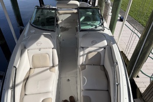 29ft Crownline Yacht For Sale