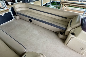 24ft Sweetwater Yacht For Sale