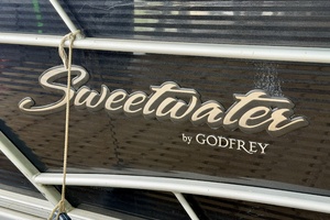 24ft Sweetwater Yacht For Sale