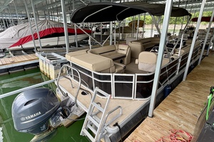 24ft Sweetwater Yacht For Sale