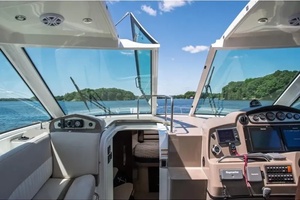 2011 Cruisers Sports Coupe 420 42ft Cruisers Yacht For Sale