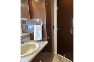 2011 Cruisers Sports Coupe 420 42ft Cruisers Yacht For Sale