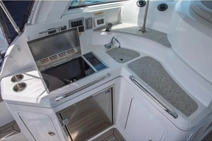 2011 Cruisers Sports Coupe 420 42ft Cruisers Yacht For Sale