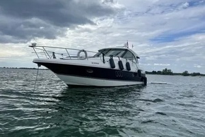 2011 Cruisers Sports Coupe 420 thumbnail 3