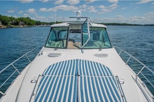 2011 Cruisers Sports Coupe 420 42ft Cruisers Yacht For Sale