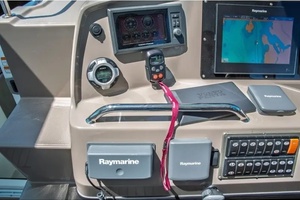 2011 Cruisers Sports Coupe 420 42ft Cruisers Yacht For Sale