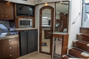 2011 Cruisers Sports Coupe 420 42ft Cruisers Yacht For Sale