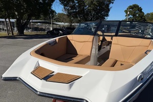 24ft Mastercraft Yacht For Sale