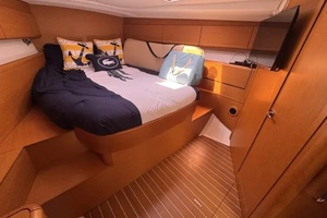 2011 Jeanneau 50 Deck Saloon 49ft Jeanneau Yacht For Sale
