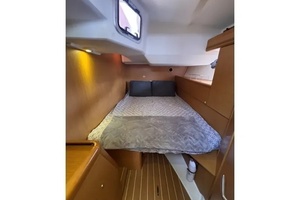 2011 Jeanneau 50 Deck Saloon 49ft Jeanneau Yacht For Sale