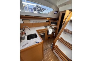 2011 Jeanneau 50 Deck Saloon 49ft Jeanneau Yacht For Sale