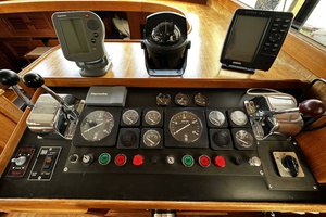 36ft Marine Trader Yacht For Sale