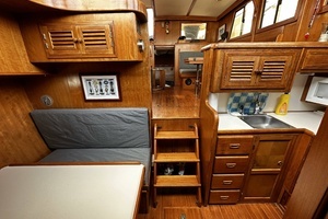 1990 Marine Trader thumbnail 19