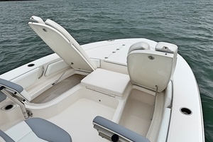 24ft Robalo Yacht For Sale