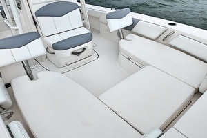 24ft Robalo Yacht For Sale