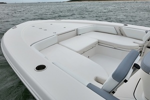 24ft Robalo Yacht For Sale