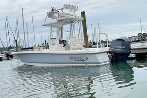 24ft Robalo Yacht For Sale