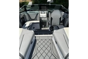 2017 Tige Boats RZX3 23ft Tige Yacht For Sale