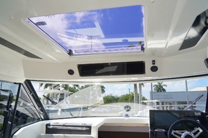 26ft Jeanneau Yacht For Sale