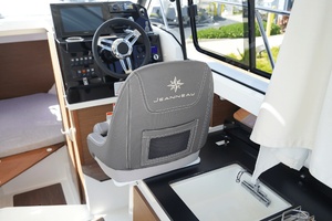 26ft Jeanneau Yacht For Sale