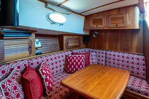 44ft Hinckley Yacht For Sale