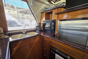 Photo 6084335 for 2001 Carver 570 Voyager Pilothouse Marlin Monroe 