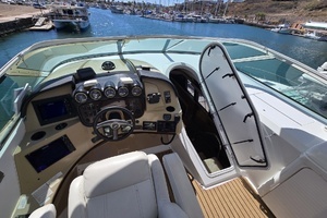 2001 Carver 570 Voyager Pilothouse thumbnail 42