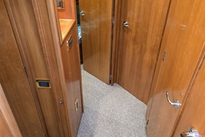 Photo 6084344 for 2001 Carver 570 Voyager Pilothouse Marlin Monroe 