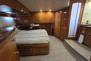 Photo 6084346 for 2001 Carver 570 Voyager Pilothouse Marlin Monroe 