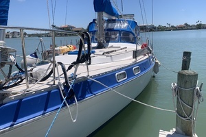 1987 Catalina Morgan Classic thumbnail 3