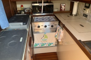 One Love 41ft Catalina Morgan Yacht For Sale