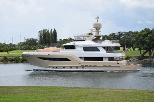 NORTHLAND 104ft Burger Yacht For Sale