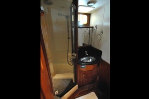 2002 Grand Alaskan Raised Pilothouse thumbnail 35
