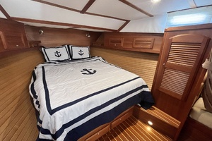 Gratitude 34ft Sabre Yacht For Sale