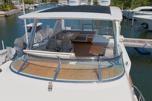 Photo 6085671 for 2014 Fairline Squadron  2014 Pre Owned 78 Fairline.00_00_25_09.Still008