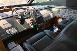 2014 Fairline Squadron thumbnail 21