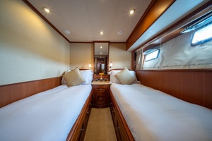 Twin Bunks Fwd