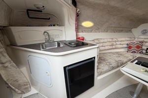 26ft Rinker Yacht For Sale