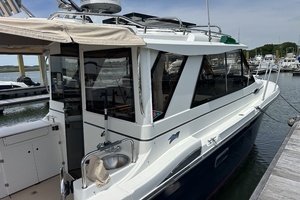 2016 Cutwater C-28 LE thumbnail 11