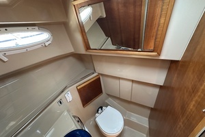 2016 Cutwater C-28 LE thumbnail 44