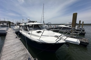 Seahorse 33ft Cutwater Yacht For Sale