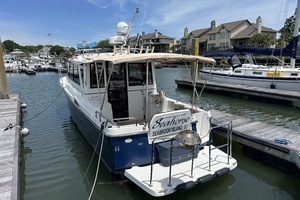 2016 Cutwater C-28 LE thumbnail 6