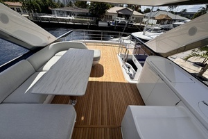 2025 Azimut thumbnail 27
