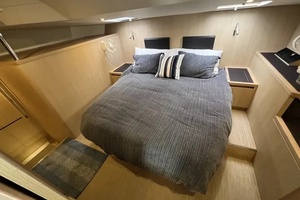2018 Aquila 44 YACHT thumbnail 6