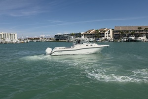 32ft Boston Whaler Yacht For Sale