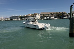 32ft Boston Whaler Yacht For Sale